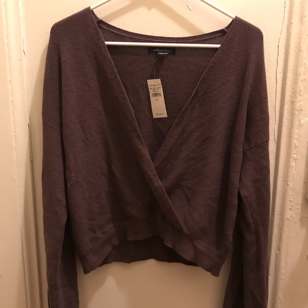 American Eagle Sweater Shirt